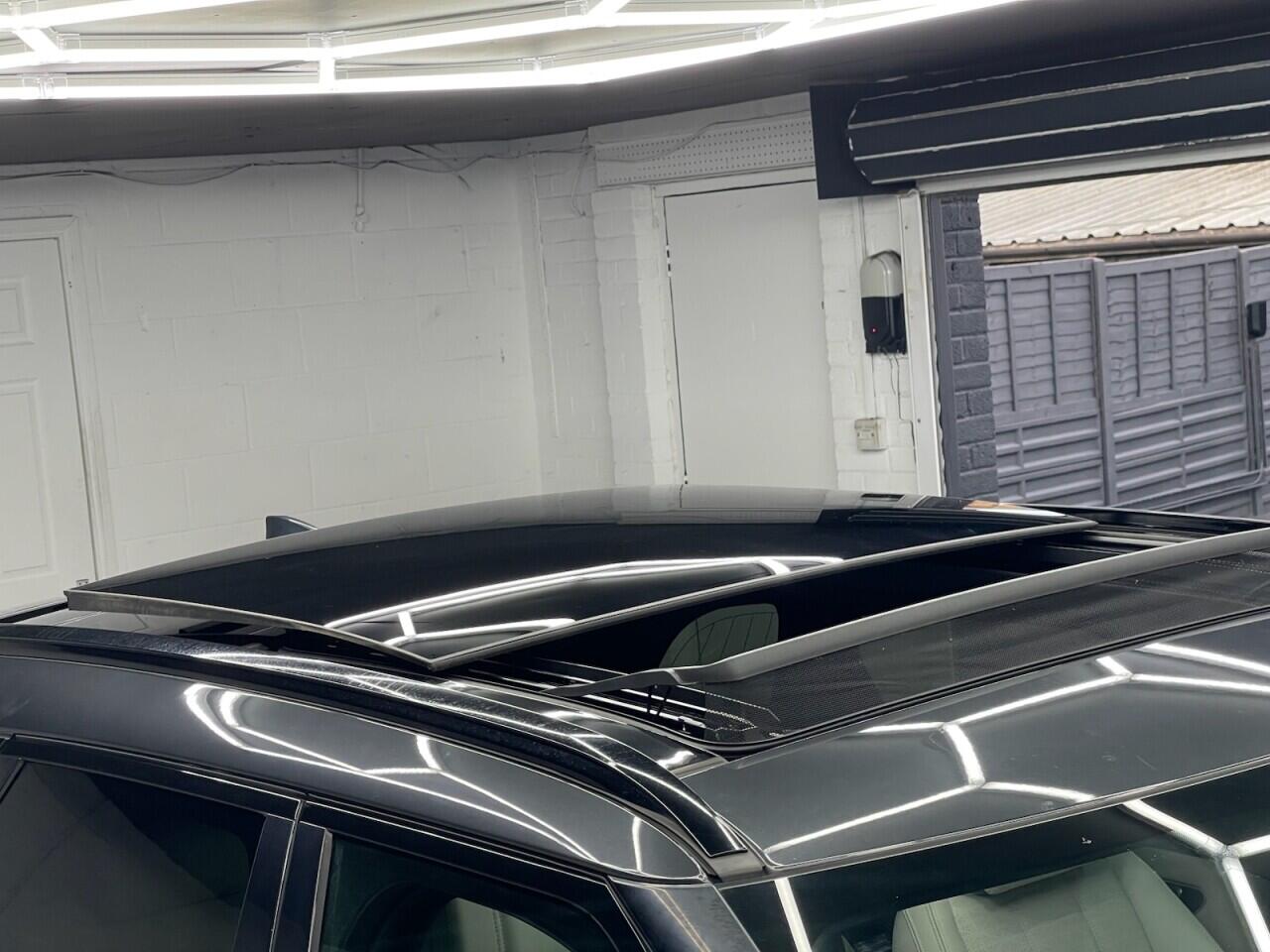 Used Land Rover Range Rover Velar 2019 for sale - 76635432: Photo 28