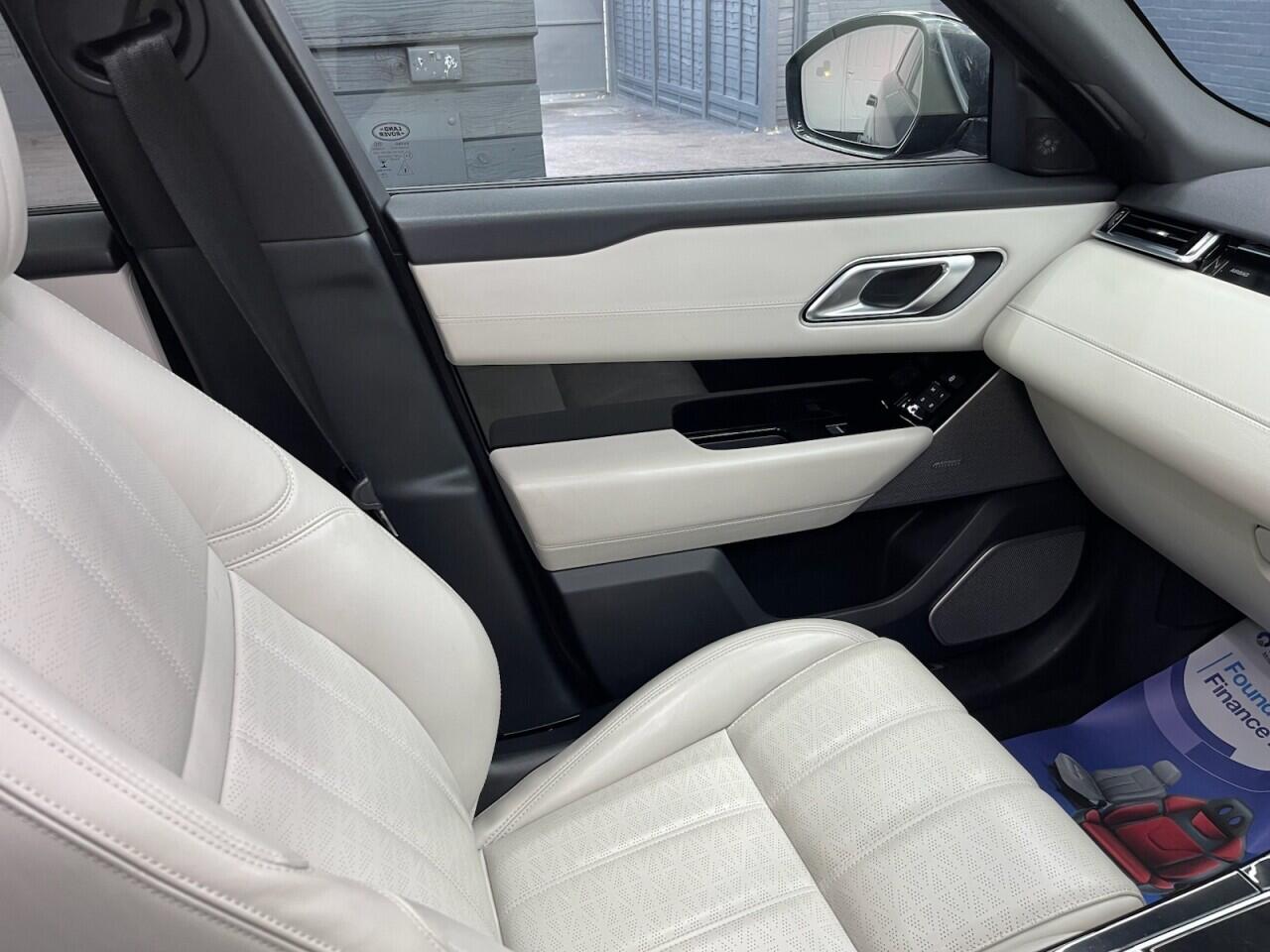 Used Land Rover Range Rover Velar 2019 for sale - 76635432: Photo 43