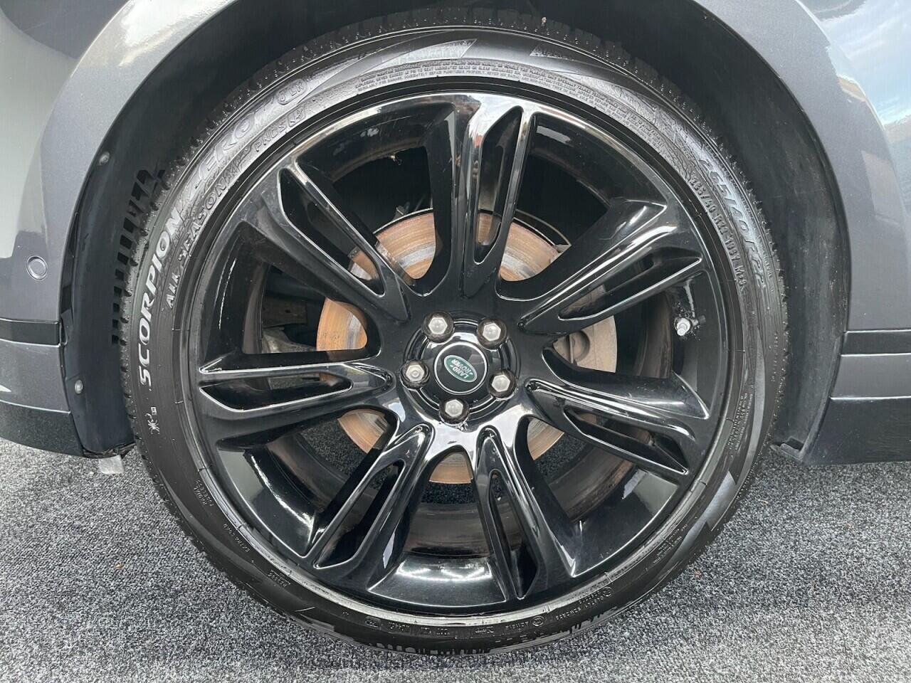 Used Land Rover Range Rover Velar 2019 for sale - 76635432: Photo 5