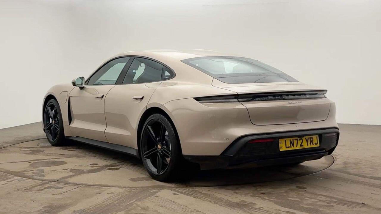 Used Porsche Taycan 2022 for sale - 77612852: Photo 5