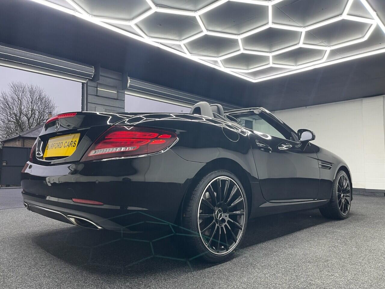 Used Mercedes-Benz SLC 2017 for sale - 76635440: Photo 22