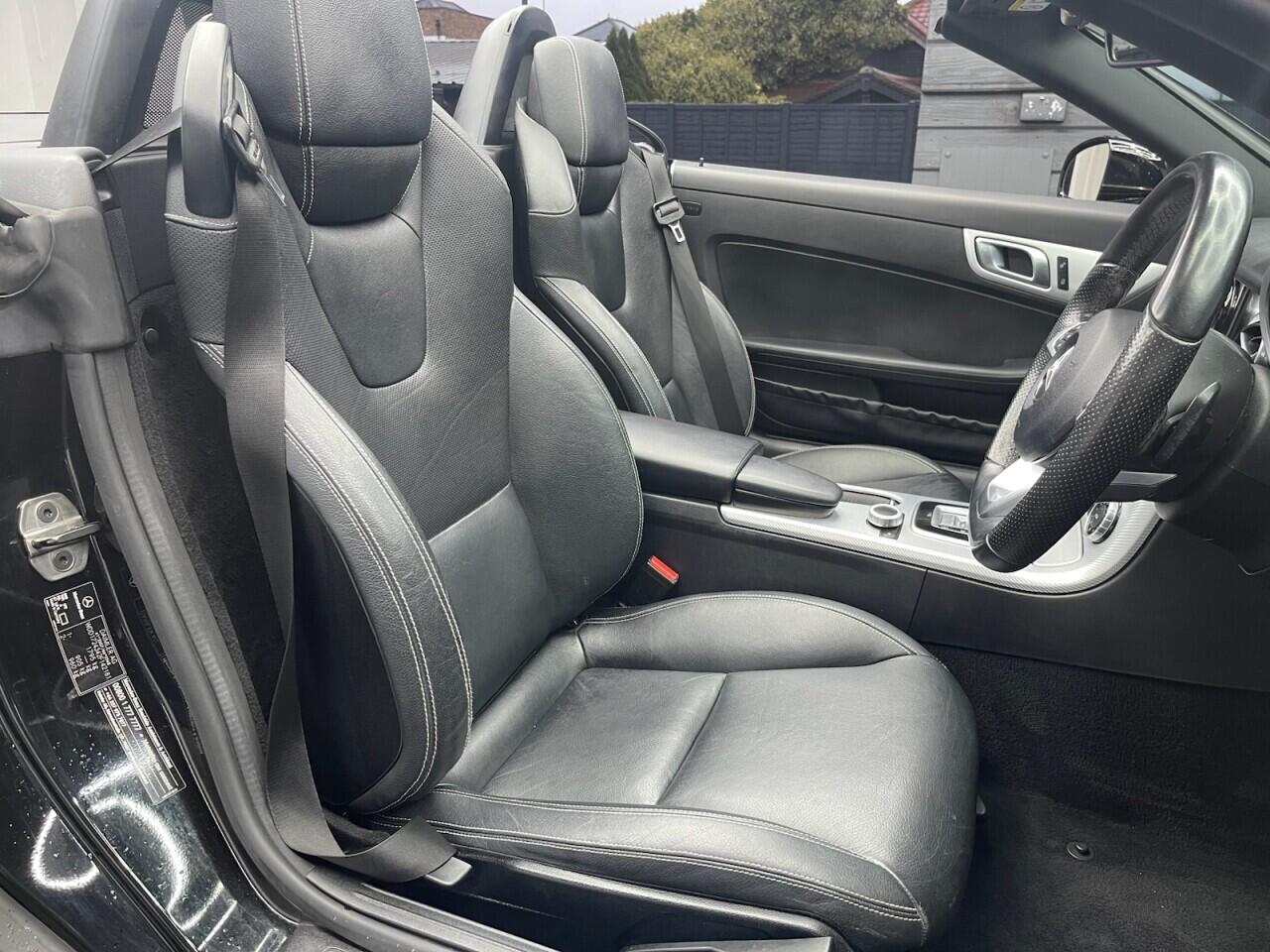 Used Mercedes-Benz SLC 2017 for sale - 76635440: Photo 4