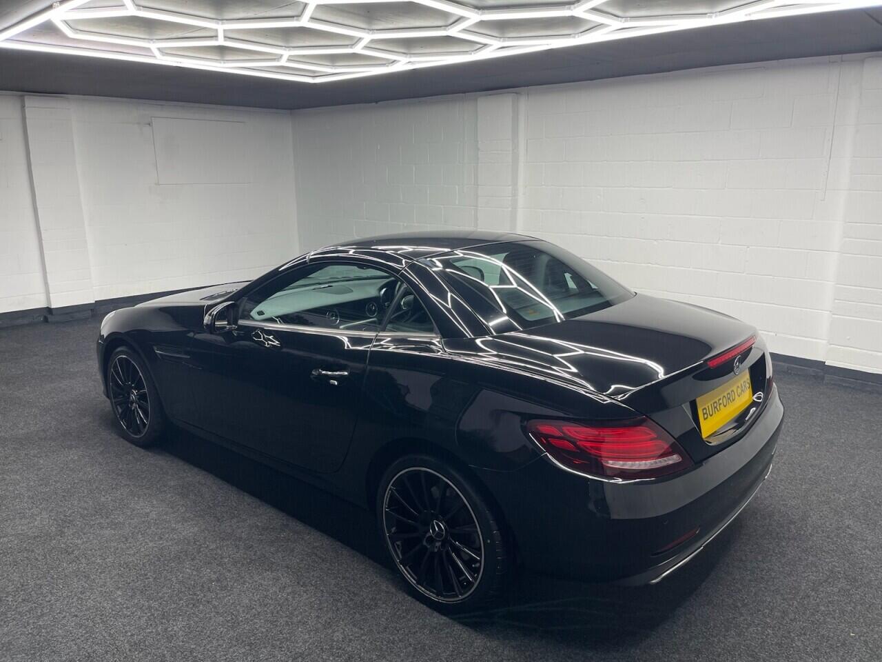 Used Mercedes-Benz SLC 2017 for sale - 76635440: Photo 41