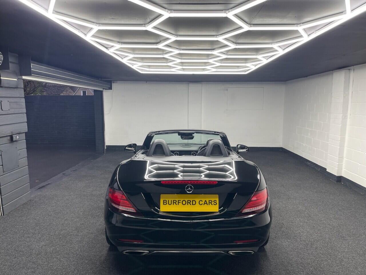 Used Mercedes-Benz SLC 2017 for sale - 76635440: Photo 7