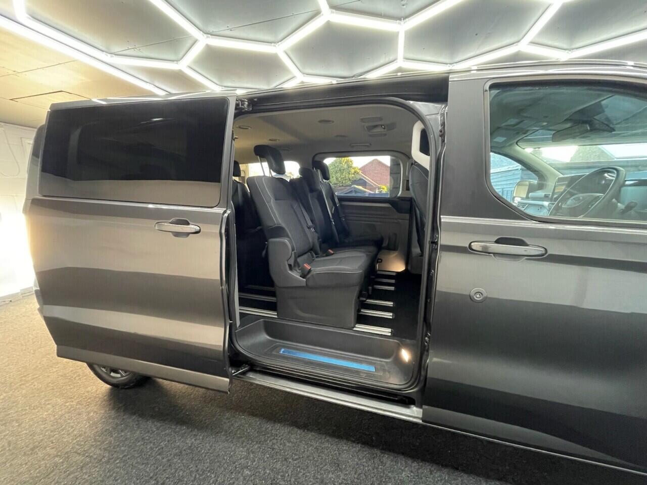 Used Ford Tourneo Custom 2024 for sale - 77215798: Photo 3