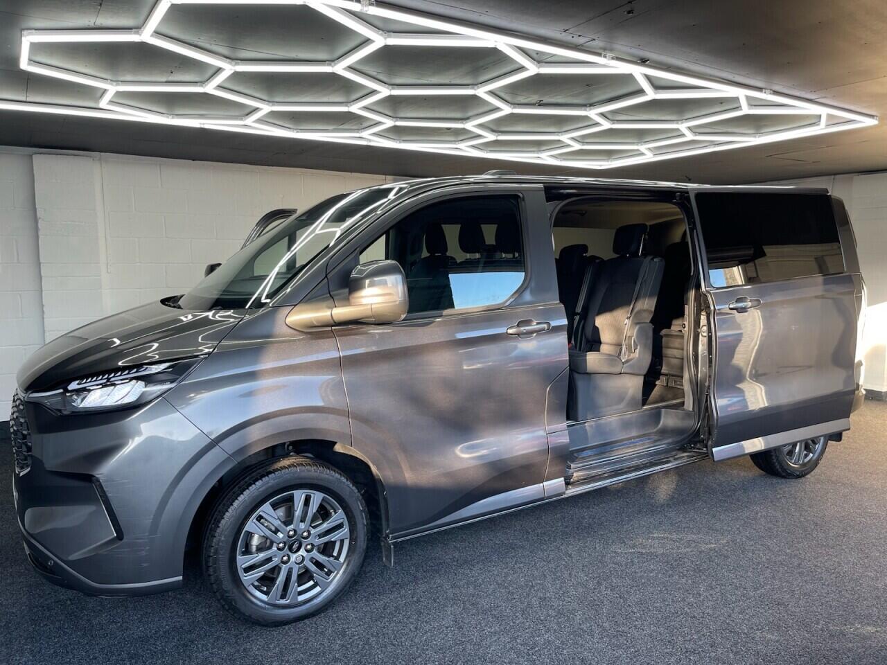 Used Ford Tourneo Custom 2024 for sale - 77215798: Photo 32