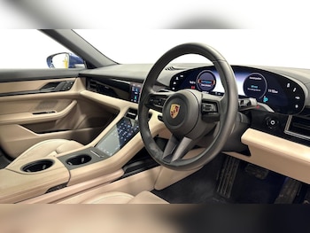 Used Porsche Taycan 2023 for sale - 79373499: Photo
