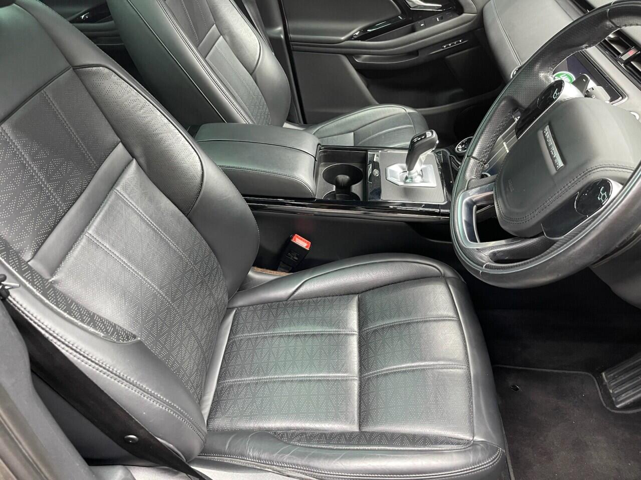 Used Land Rover Range Rover Evoque 2019 for sale - 76866502: Photo 35