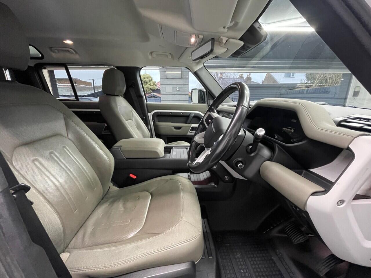 Used Land Rover Defender 2020 for sale - 78046658: Photo 32