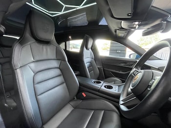Used Porsche Taycan 2022 for sale - 78922453: Photo