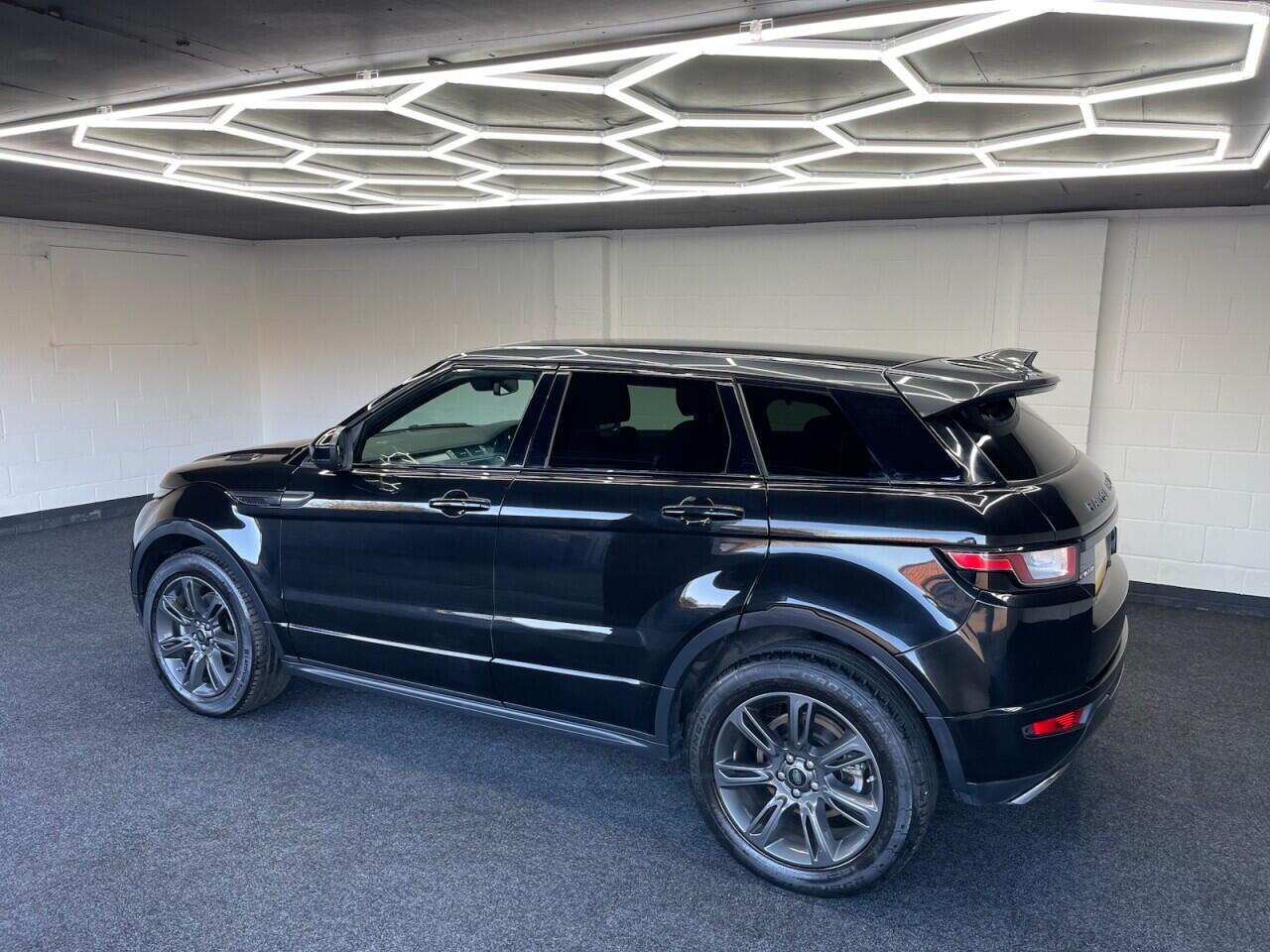 Used Land Rover Range Rover Evoque 2018 for sale - 76632917: Photo 18
