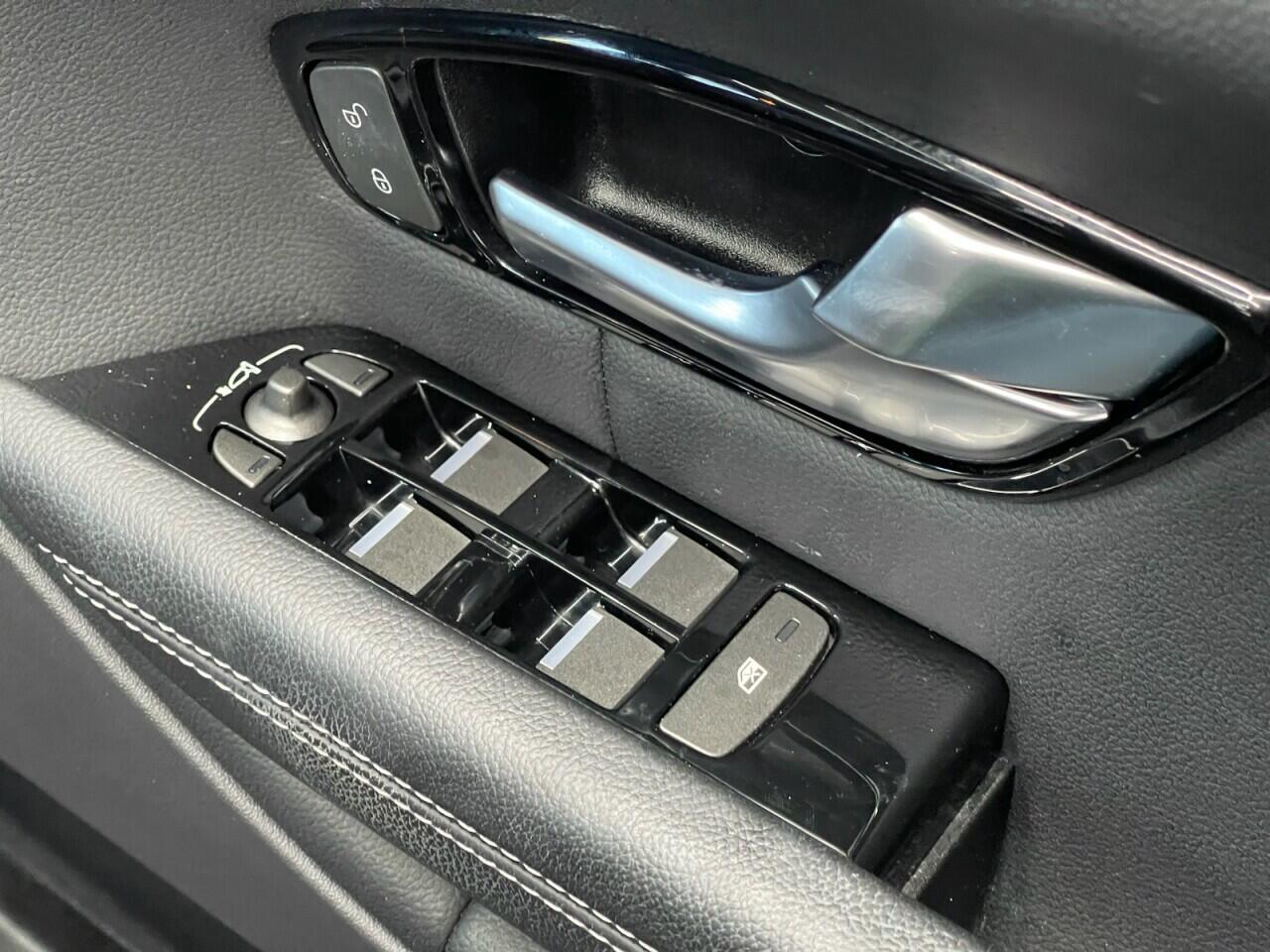 Used Land Rover Range Rover Evoque 2018 for sale - 76632917: Photo 29