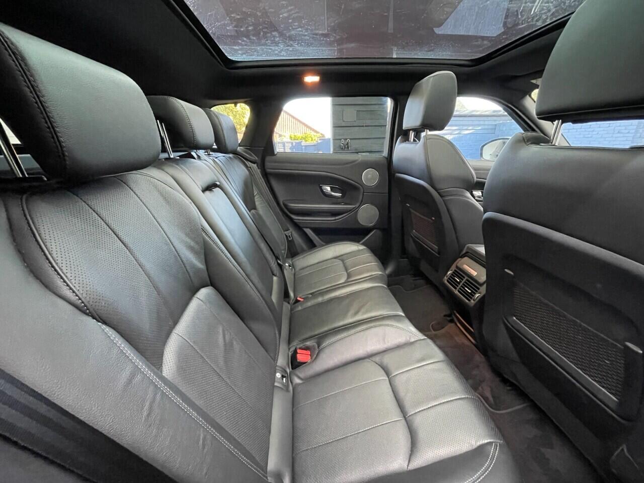 Used Land Rover Range Rover Evoque 2018 for sale - 76632917: Photo 35