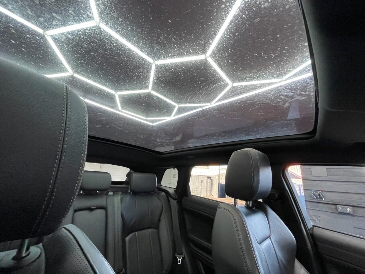 Used Land Rover Range Rover Evoque 2018 for sale - 76632917: Photo 48