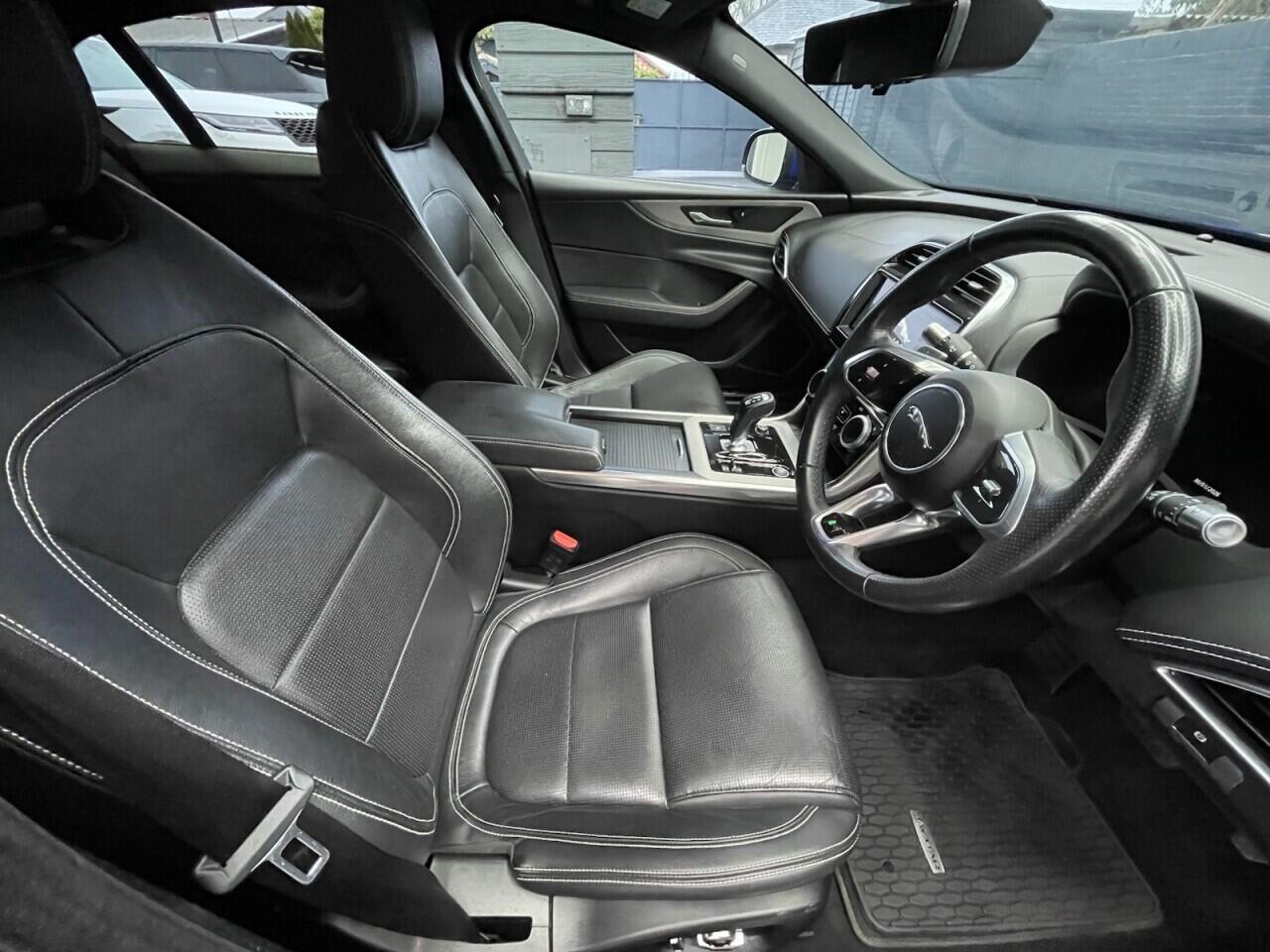 Used Jaguar XE 2020 for sale - 77377303: Photo 32