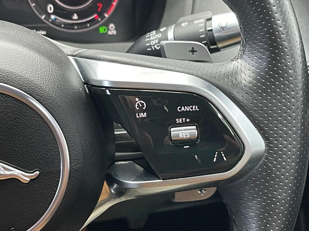 Used Jaguar XE 2020 for sale - 77377303: Photo 36