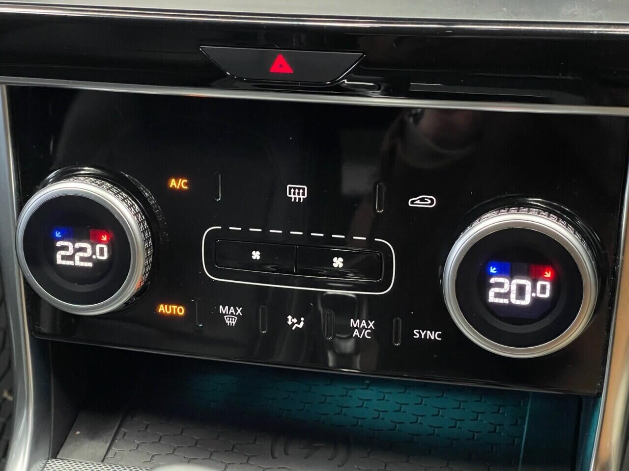 Used Jaguar XE 2020 for sale - 77377303: Photo 44