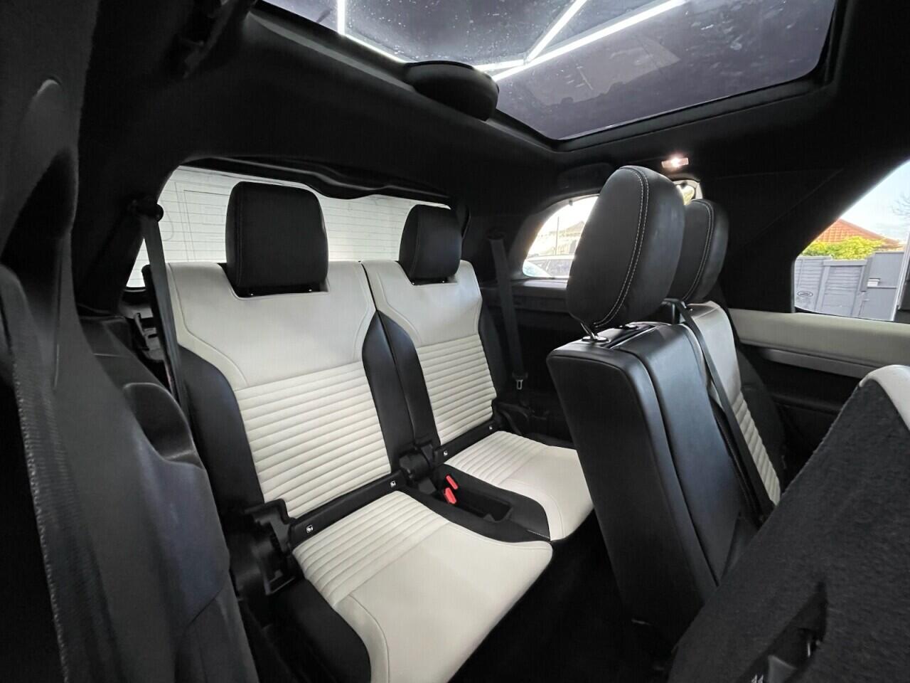 Used Land Rover Discovery 2021 for sale - 77130986: Photo 30