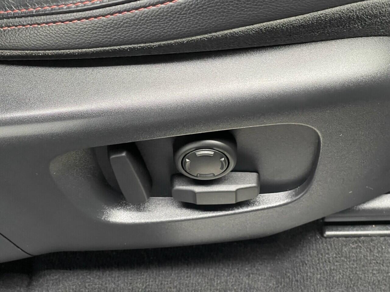 Used Land Rover Discovery Sport 2019 for sale - 76635421: Photo 29