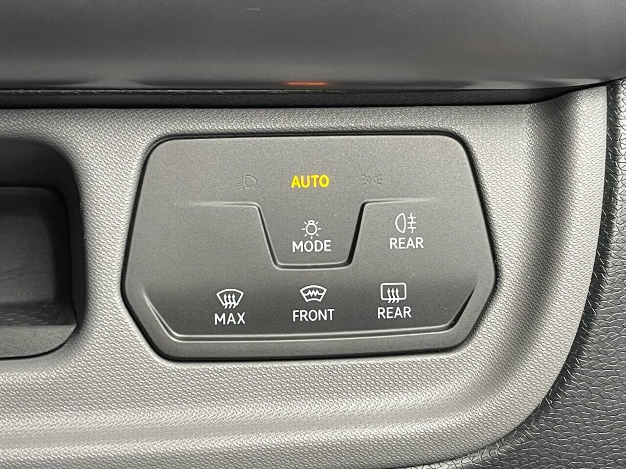 Used Volkswagen ID.Buzz 2024 for sale - 78006699: Photo 41