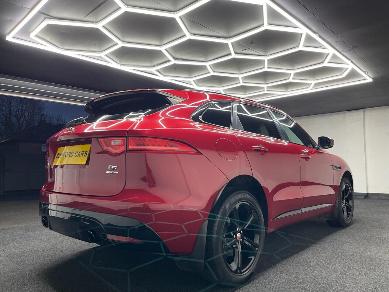 Used Jaguar F-Pace 2016 for sale - 76912772: Photo 14