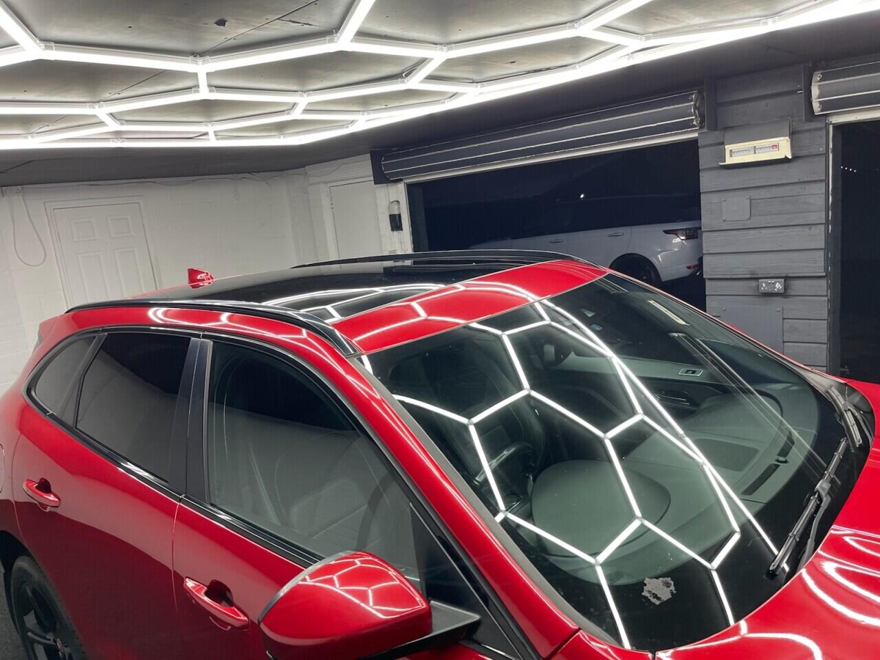 Used Jaguar F-Pace 2016 for sale - 76912772: Photo 22