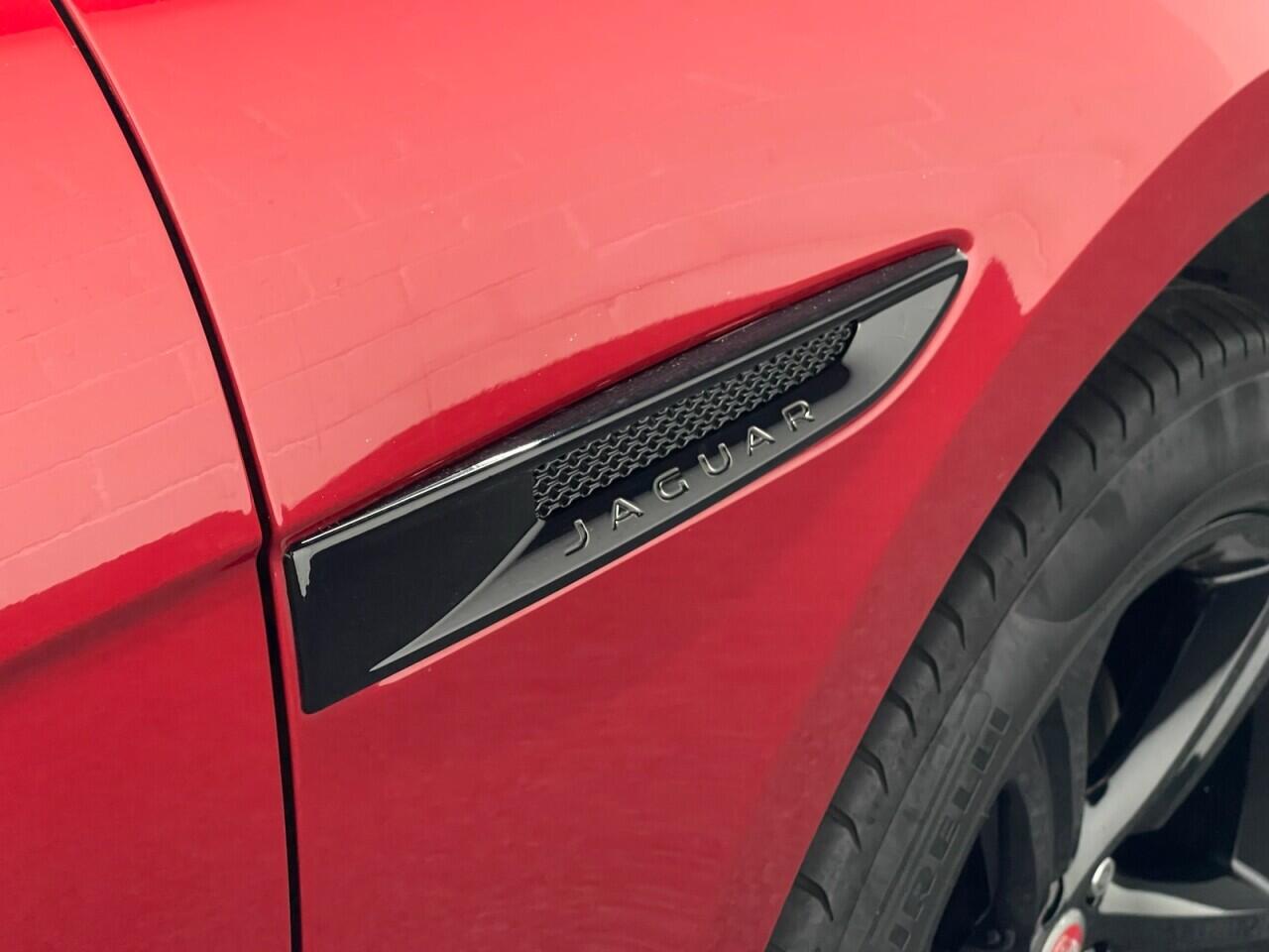 Used Jaguar F-Pace 2016 for sale - 76912772: Photo 23