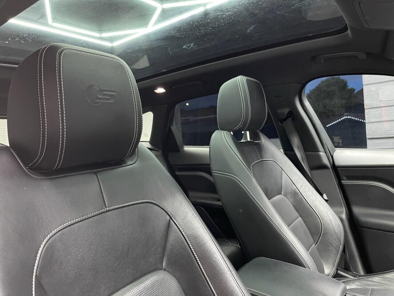 Used Jaguar F-Pace 2016 for sale - 76912772: Photo 24