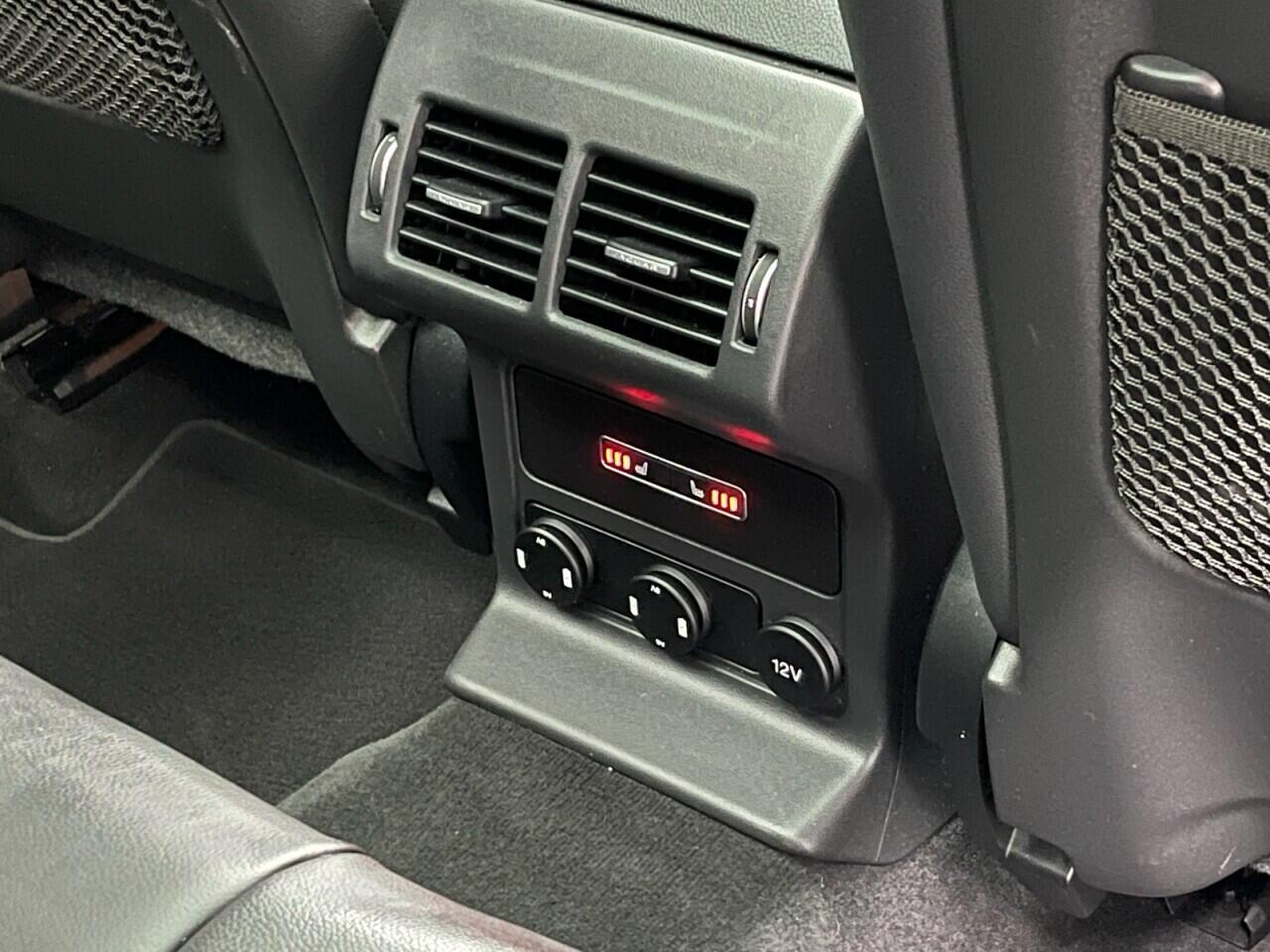 Used Jaguar F-Pace 2016 for sale - 76912772: Photo 33