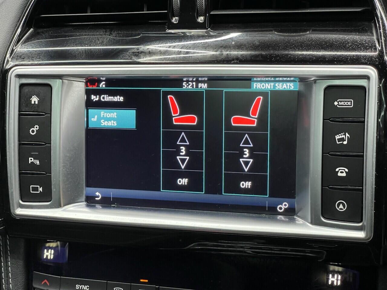 Used Jaguar F-Pace 2016 for sale - 76912772: Photo 42