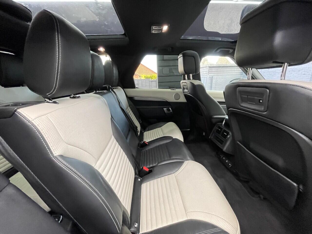 Used Land Rover Discovery 2021 for sale - 77049856: Photo 29