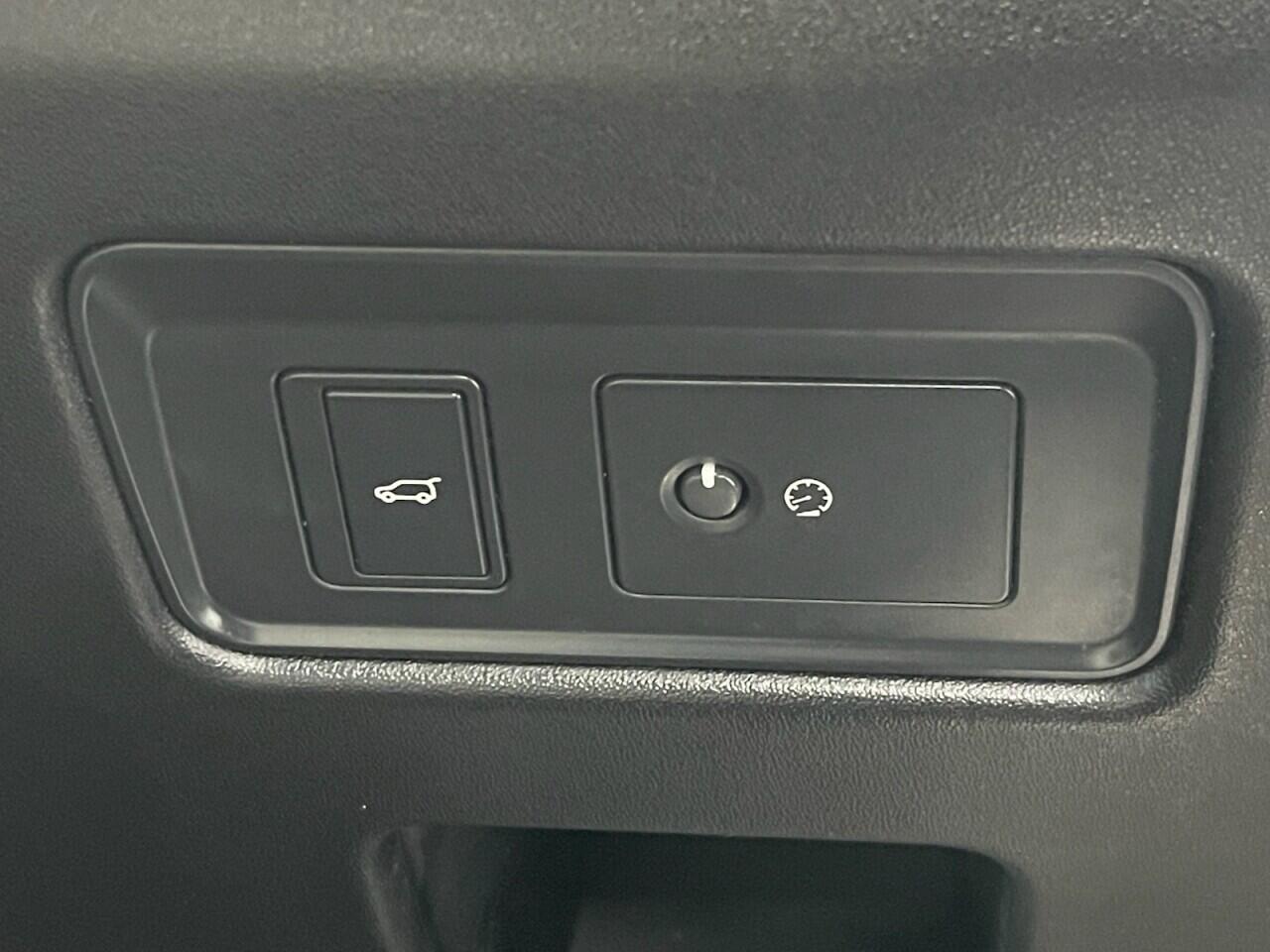 Used Land Rover Discovery 2021 for sale - 77049856: Photo 38