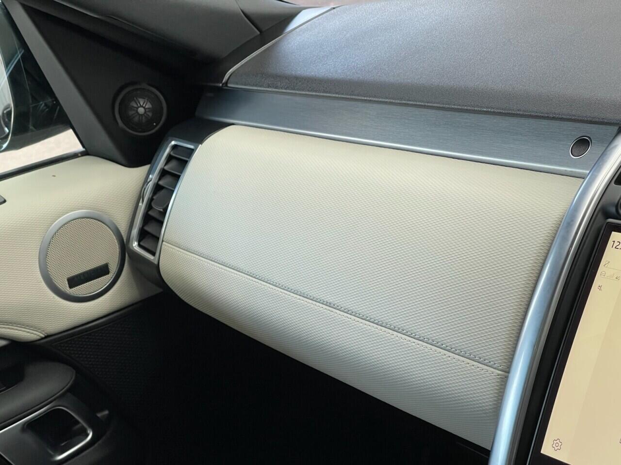 Used Land Rover Discovery 2021 for sale - 77049856: Photo 39