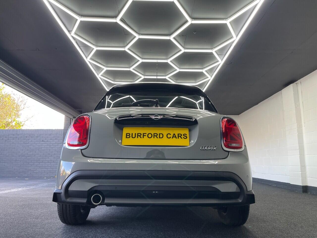 Used MINI Hatch 2022 for sale - 76635427: Photo 11