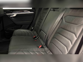 Used Volkswagen Touareg 2020 for sale - 79157796: Photo