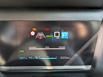 Used Citroen e-C4 2024 for sale - 78462679: Photo