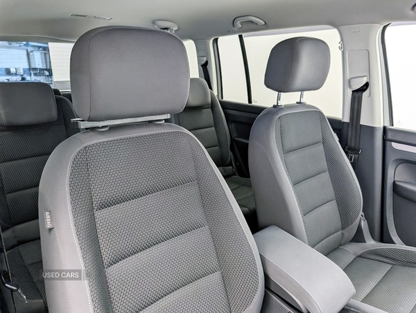 Used Volkswagen Touran 2015 for sale - 77525484: Photo 4