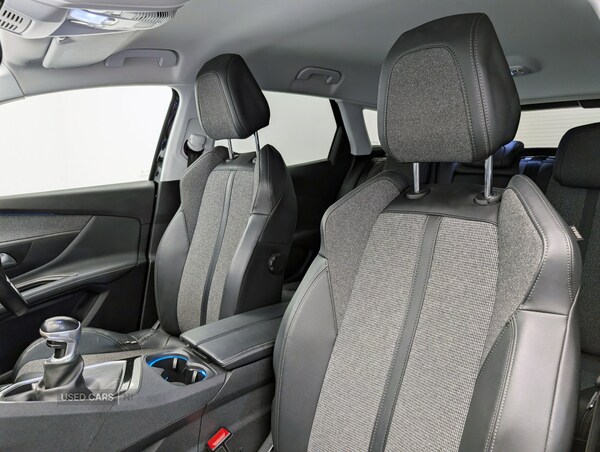 Used Peugeot 3008 2019 for sale - 76646700: Photo 32