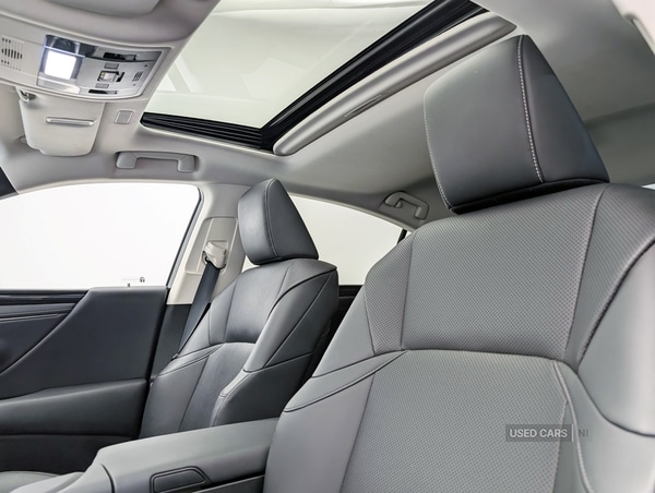 Used Lexus ES for sale - 76667657: Photo 44