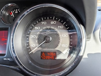 Used Peugeot RCZ 2015 for sale - 77884170: Photo