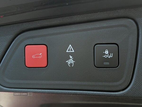 Used Peugeot 3008 2018 for sale - 76139209: Photo 31