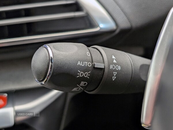 Used Peugeot 3008 2018 for sale - 76139209: Photo 8