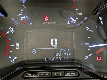 Used Citroen C3 2023 for sale - 75647753: Photo