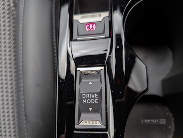 Used Peugeot 2008 2023 for sale - 76574127: Photo 13