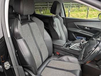 Used Peugeot 3008 2018 for sale - 79304673: Photo