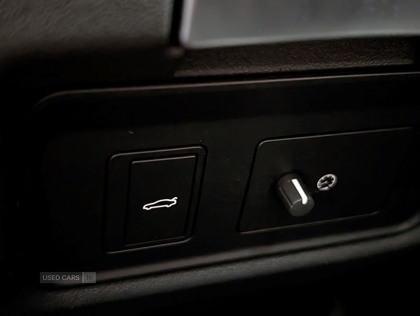 Used Jaguar XE 2019 for sale - 76139134: Photo 10