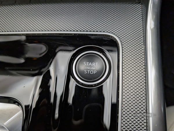 Used Jaguar XE 2019 for sale - 76139134: Photo 16
