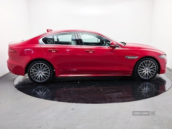 Used Jaguar XE 2019 for sale - 76139134: Photo 2
