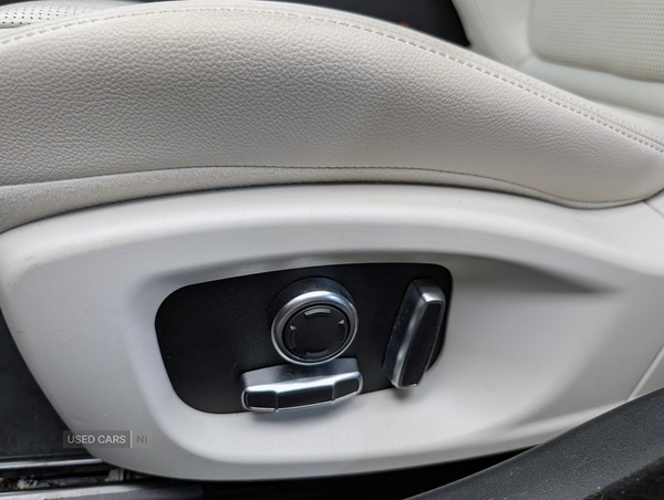 Used Jaguar XE 2019 for sale - 76139134: Photo 39