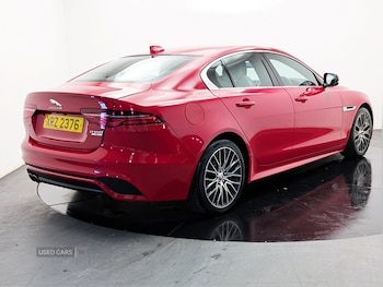 Used Jaguar XE 2019 for sale - 76139134: Photo 3